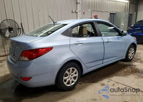 2013 Hyundai Accent Gls z USA, uszkodzony, nr VIN KMHCT4AE1DU331606